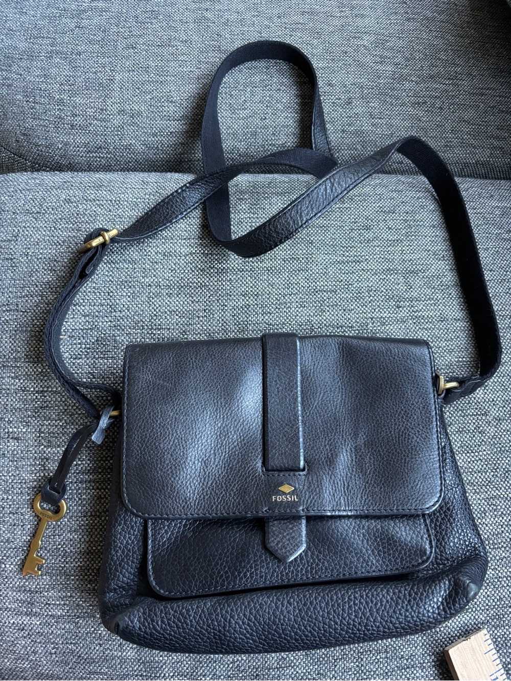 Fossil kinley small fold over cross body black leather purse - Picture 3 of 8
